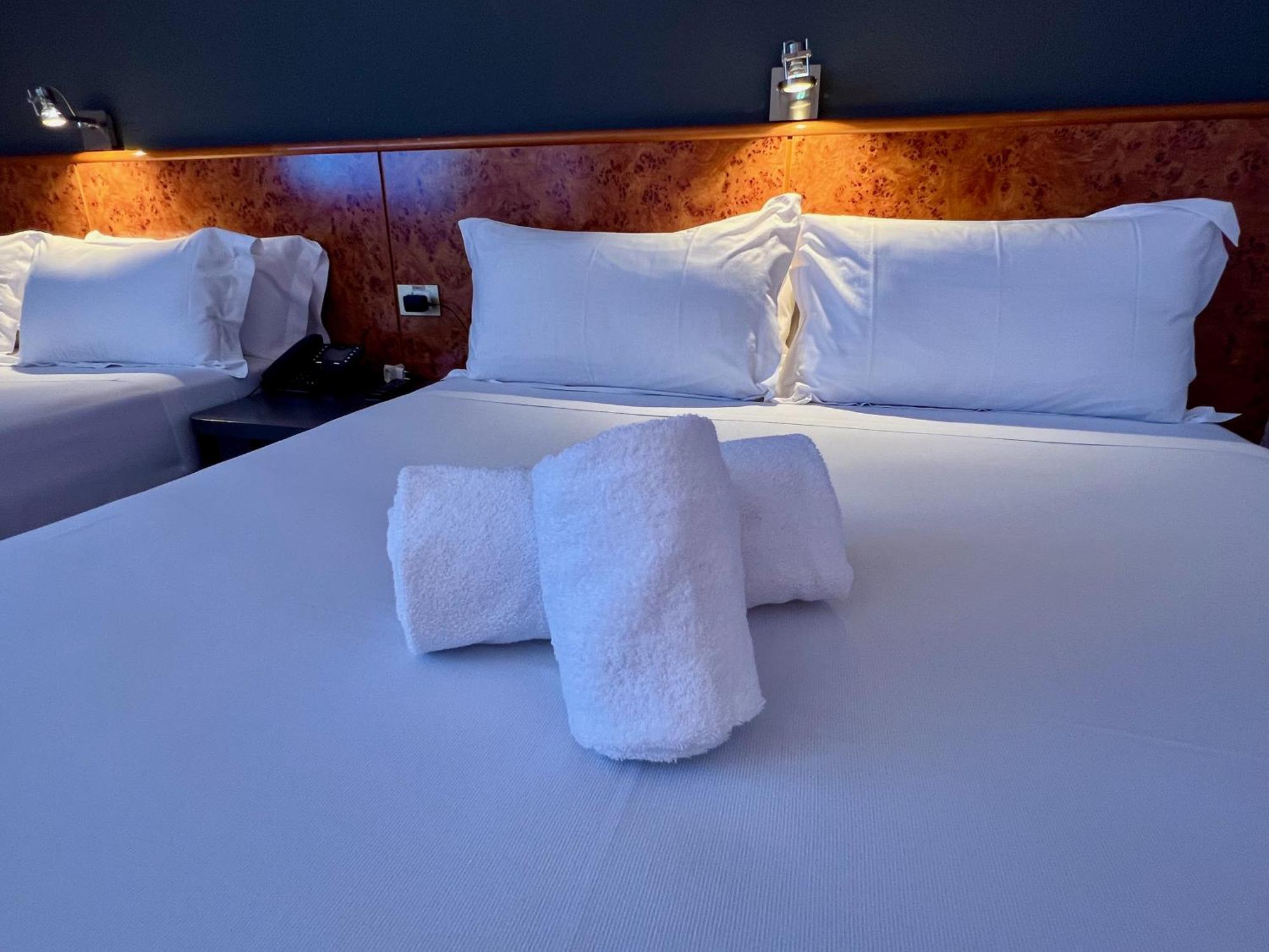 Ap Hotel Madrid Airport Luaran gambar